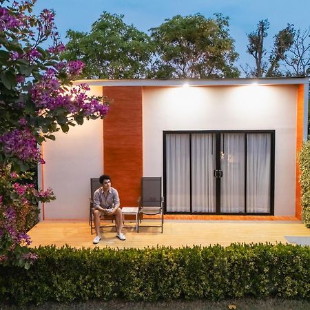 Rakmak Kan Resort & Cafe Kanchanaburi Exterior foto